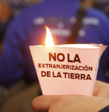 Marcha de las antorchas BASTA de abusos